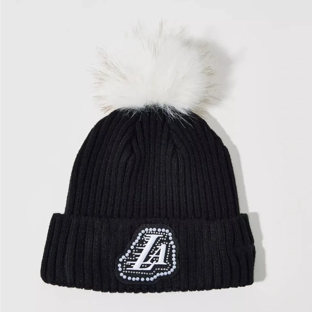 NWT LA Lakers Beanie